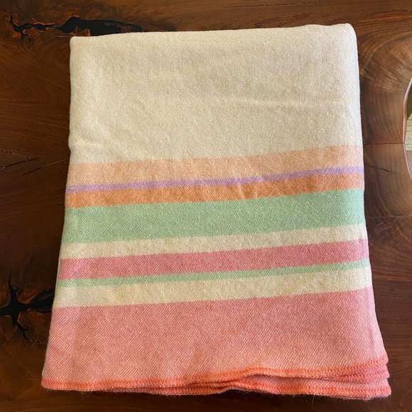 Vintage 100% wool blanket - Picture 1 of 1